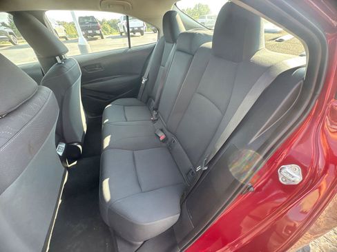 Used 2025 Toyota Corolla LE FWD image 12