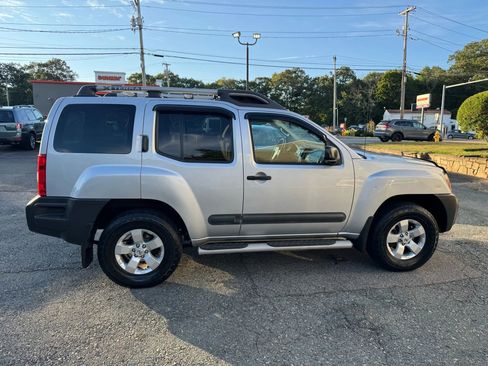 Used 2013 Nissan Xterra S w/ Value Package image 8