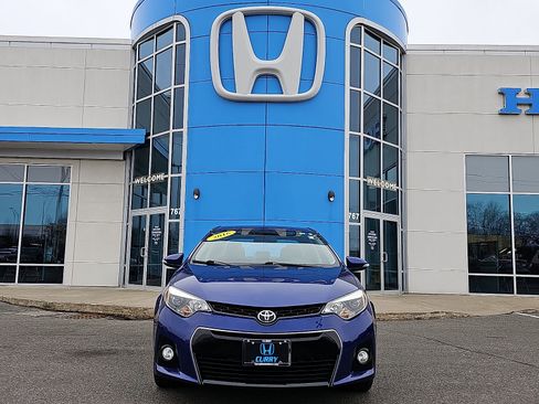 Used 2016 Toyota Corolla S image 2