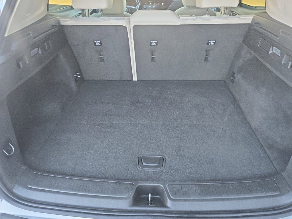 Used 2023 Buick Envision Preferred FWD image 37