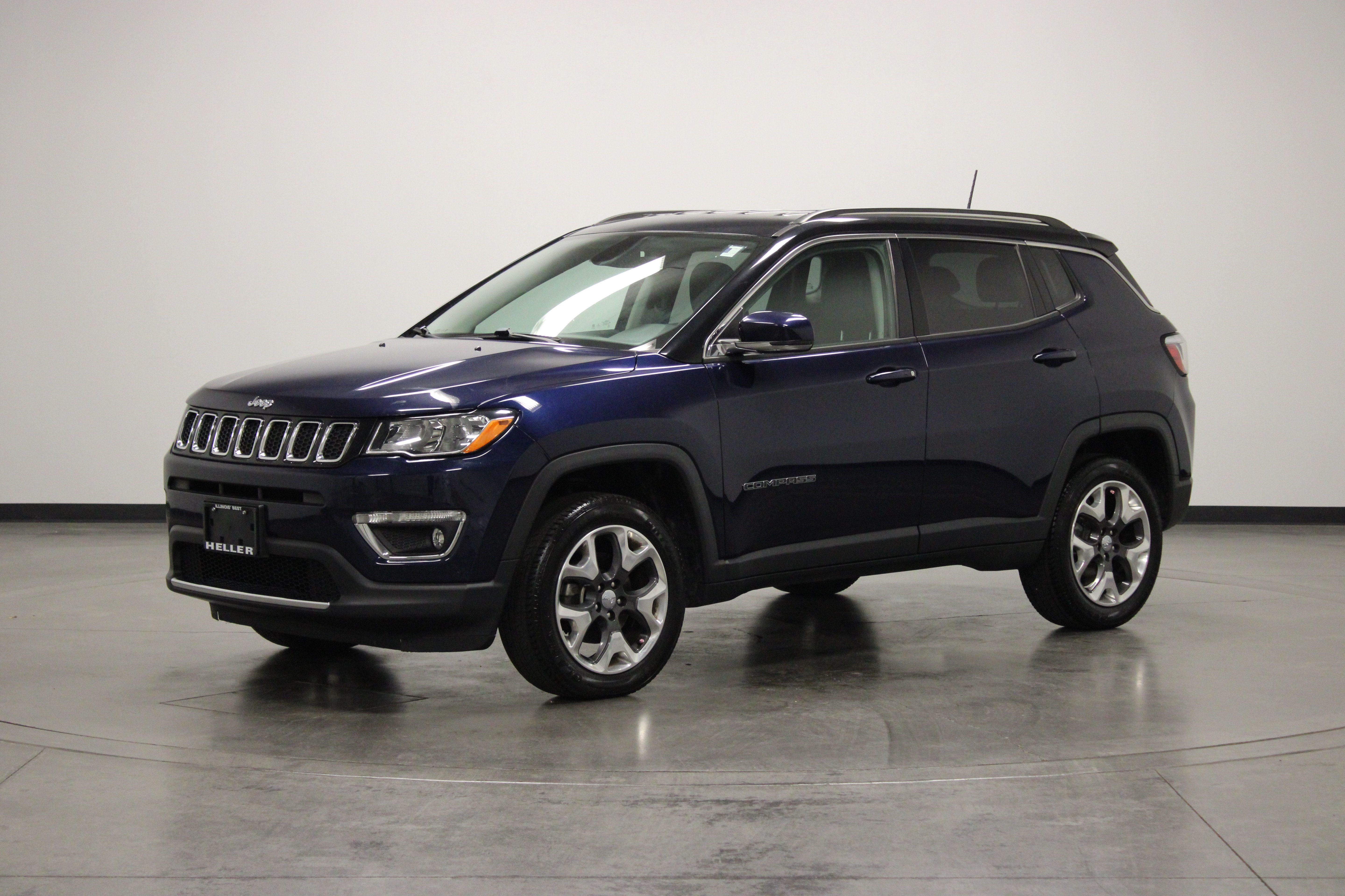 Used 2018 Jeep Compass Limited AWD/4WD image 4