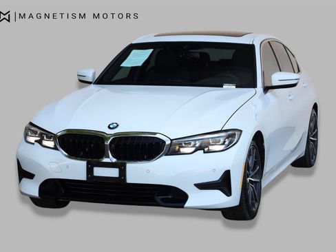 Used 2019 BMW 330i Sedan w/ Driving Assistance Package RWD image 5