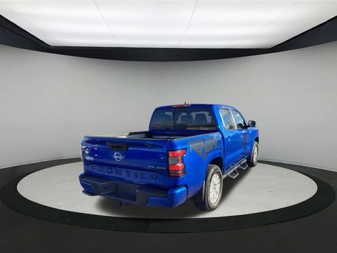 Used 2024 Nissan Frontier SV w/ SV Convenience Package image 8