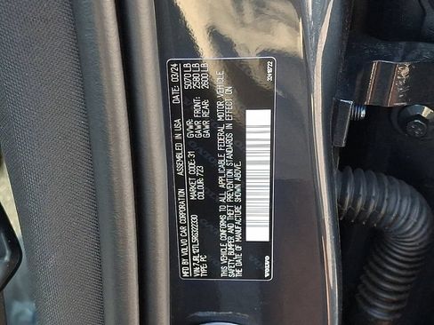 Used 2024 Volvo S60 B5 Plus AWD/4WD image 28