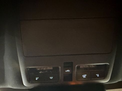 Used 2019 MAZDA MAZDA3 AWD Hatchback w/ Premium Pkg image 16