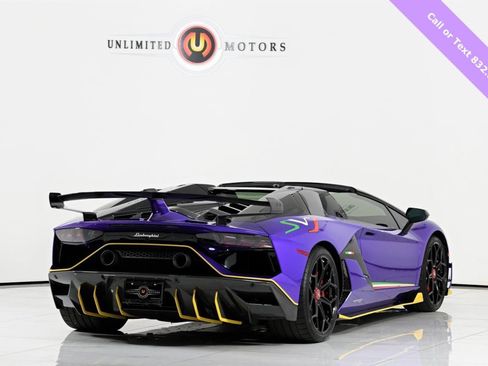 Used 2021 Lamborghini Aventador SVJ image 2