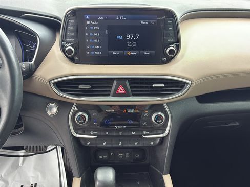 Used 2020 Hyundai Santa Fe Limited FWD image 29