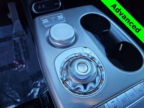 Used 2024 Genesis GV60 Advanced image 21