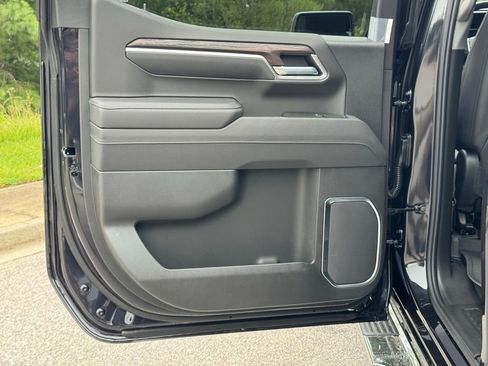 New 2026 GMC Sierra 1500 SLT w/ SLT Premium Plus Package image 21