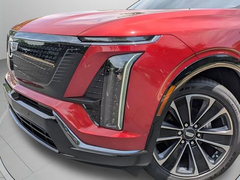 New 2026 Cadillac Vistiq Sport image 3