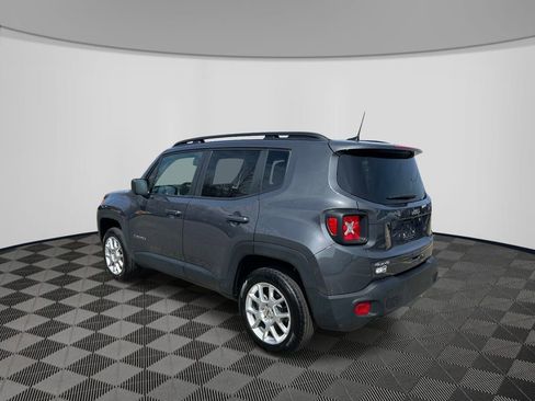 Certified 2023 Jeep Renegade Latitude w/ Premium Group AWD/4WD image 7