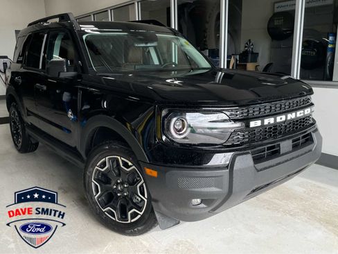 New 2026 Ford Bronco Sport Outer Banks AWD/4WD image 1