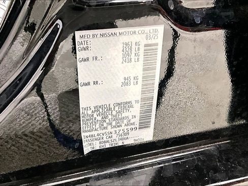 Used 2025 Nissan Altima 2.5 SR image 26