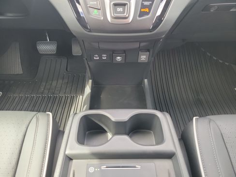New 2026 Honda Odyssey Elite image 16