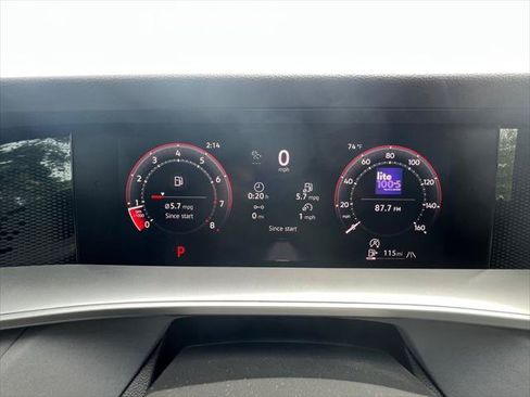 New 2026 Volkswagen Tiguan SE R-Line AWD/4WD image 14