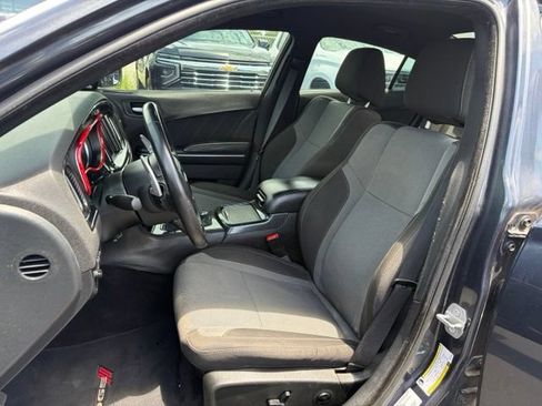 Used 2016 Dodge Charger R/T RWD image 14