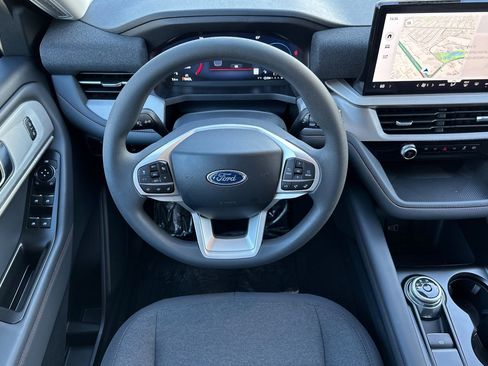 New 2026 Ford Explorer Active image 13