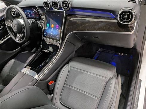 Used 2026 Mercedes-Benz GLC 300 image 21