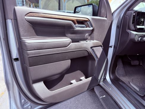 Used 2024 GMC Sierra 1500 Elevation image 27