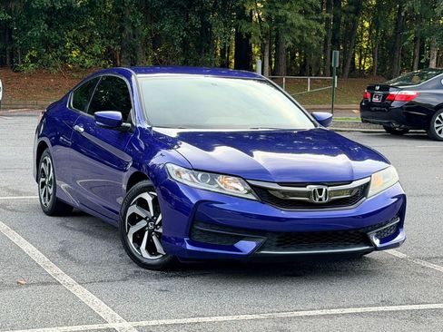 Used 2017 Honda Accord LX-S image 3