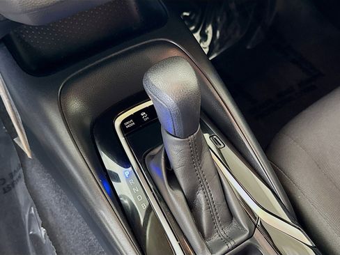 Used 2020 Toyota Corolla LE w/ Carpet Mat Package (TMS) FWD image 20