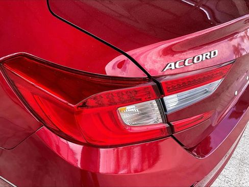 Used 2019 Honda Accord Touring image 20