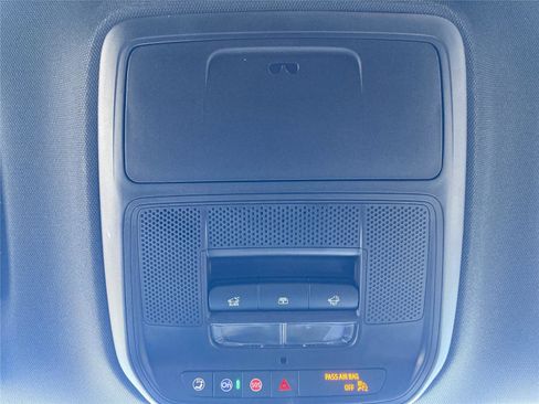 New 2026 Chevrolet Traverse LT w/ Sun and Wheel Package image 25