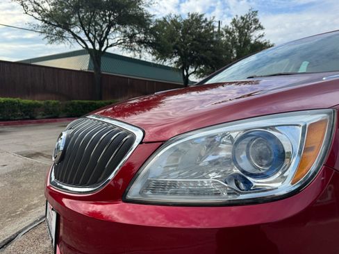 Used 2012 Buick Verano Leather FWD image 4