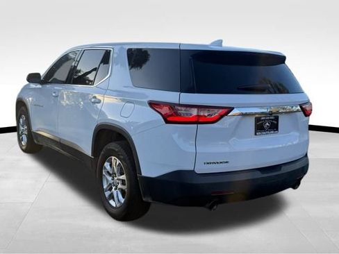 Used 2019 Chevrolet Traverse LS image 4
