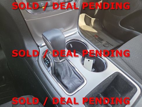 Used 2020 Jeep Grand Cherokee Laredo AWD/4WD image 17
