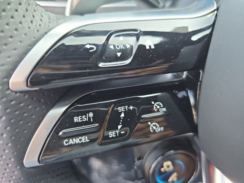 New 2025 Mercedes-Benz GLE 63 AMG S image 18