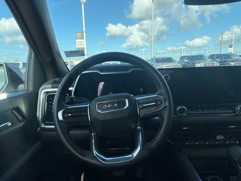 Used 2026 GMC Canyon Elevation RWD image 11