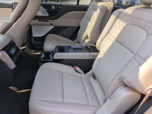 Used 2020 Lincoln Aviator Reserve w/ Equipment Group 201A AWD/4WD image 30