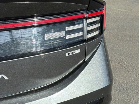 Used 2025 Hyundai Sonata SEL FWD image 11
