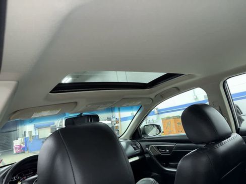 Used 2015 Nissan Altima 2.5 SL w/ Technology Package image 25