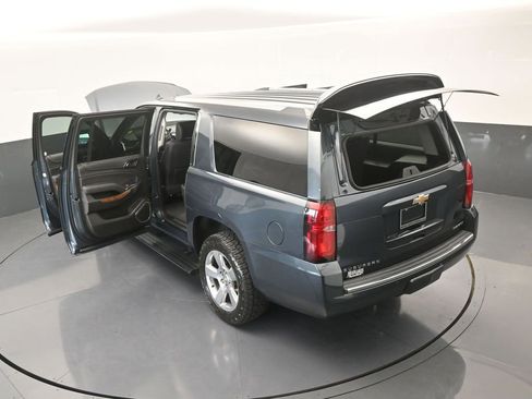 Used 2019 Chevrolet Suburban Premier image 76