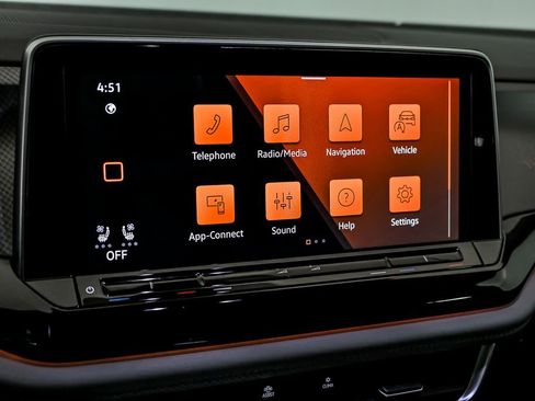 Used 2025 Volkswagen Atlas Peak Edition SE image 20