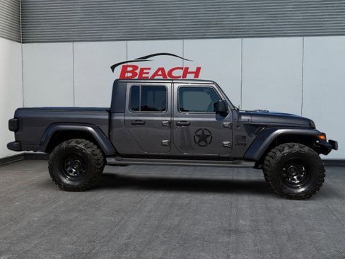 Used 2020 Jeep Gladiator Sport w/ Quick Order Package 24S AWD/4WD image 9