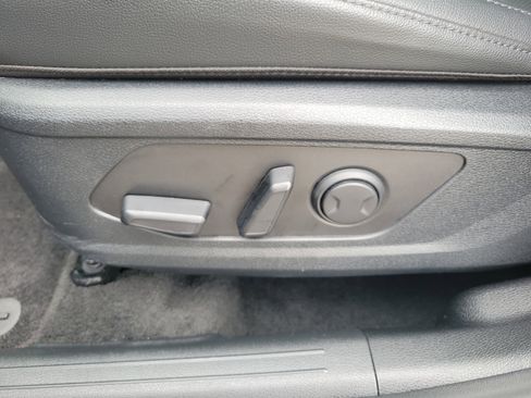 Certified 2025 Kia Sportage EX image 24