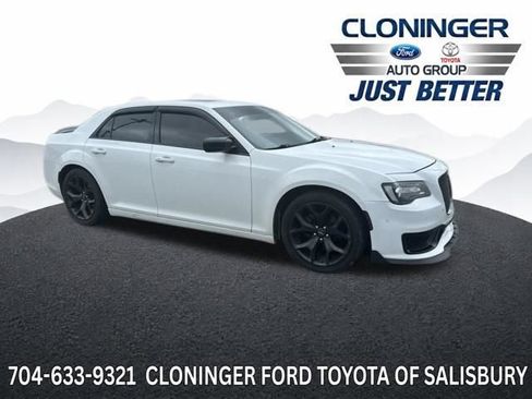 Used 2022 Chrysler 300 S RWD image 1