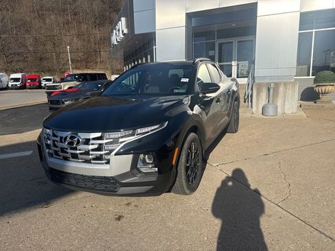 Used 2023 Hyundai Santa Cruz SEL w/ Activity Package image 3