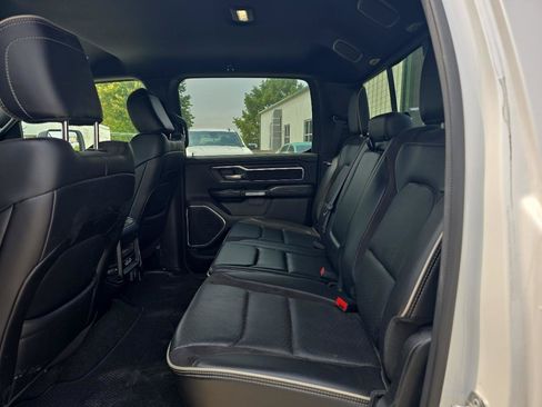 Used 2023 RAM 1500 Laramie AWD/4WD image 4
