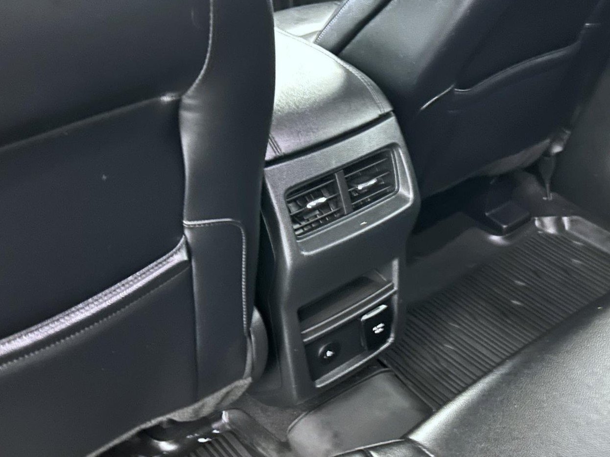 Used 2023 Ford Edge SEL w/ Convenience Package AWD/4WD image 21