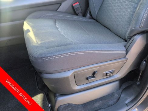 New 2026 RAM 2500 Big Horn AWD/4WD image 16