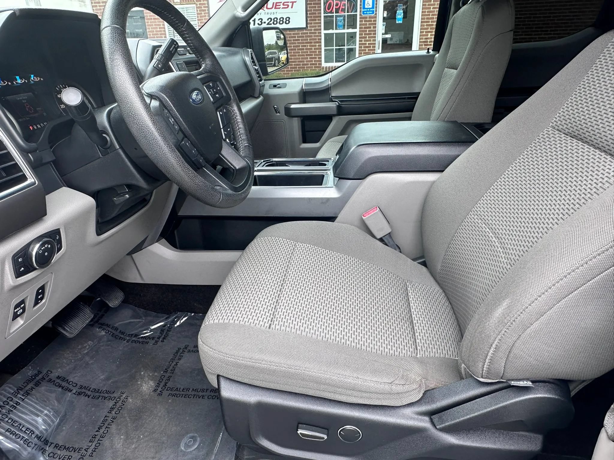 Used 2015 Ford F150 XLT w/ Equipment Group 301A Mid RWD image 16