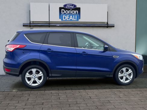 Used 2013 Ford Escape SE image 2