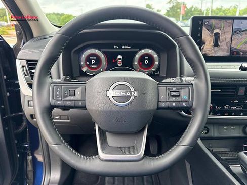 Certified 2025 Nissan Rogue SL w/ Tech Package AWD/4WD image 22