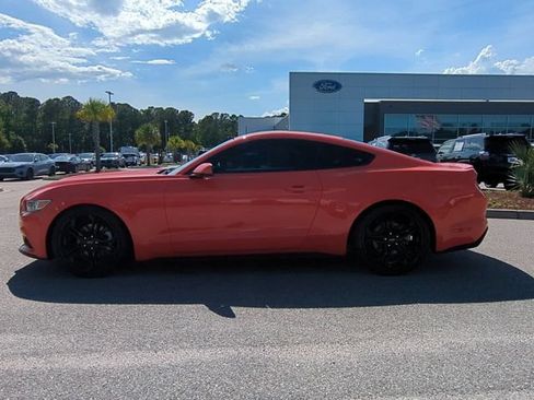 Used 2016 Ford Mustang Premium RWD image 7
