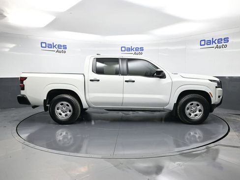 Used 2022 Nissan Frontier S w/ Technology Package image 9