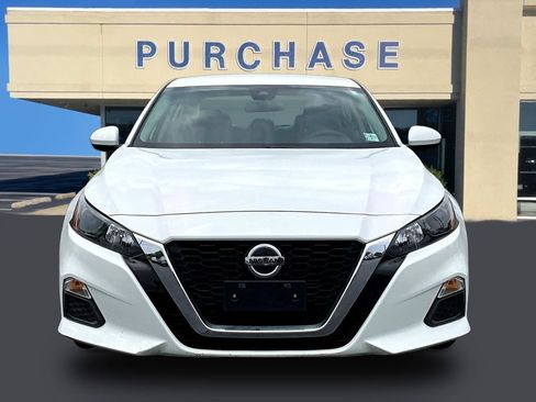 Used 2022 Nissan Altima 2.5 S FWD image 2
